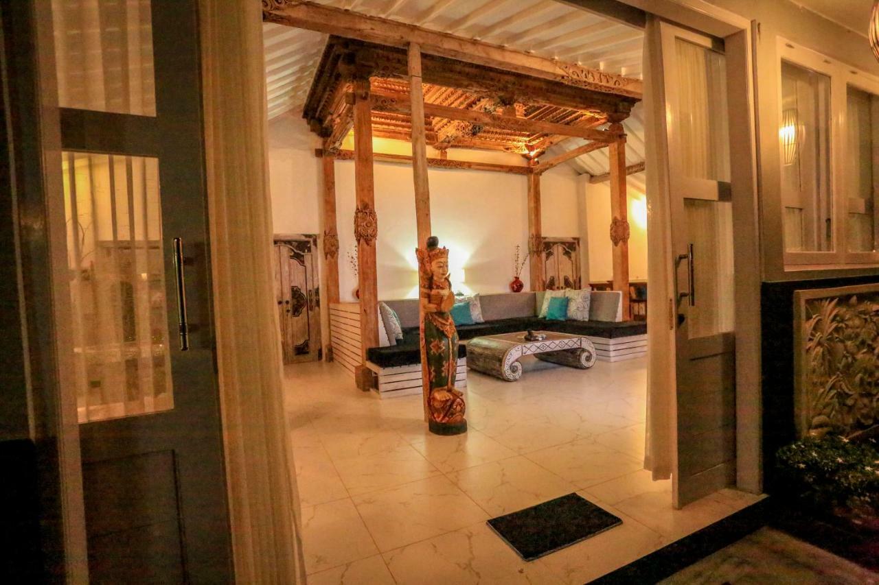 The Kayu Manis Villa 러비나 외부 사진