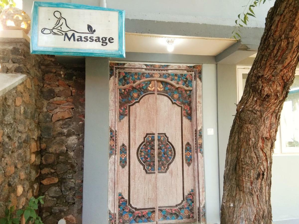 The Kayu Manis Villa 러비나 외부 사진